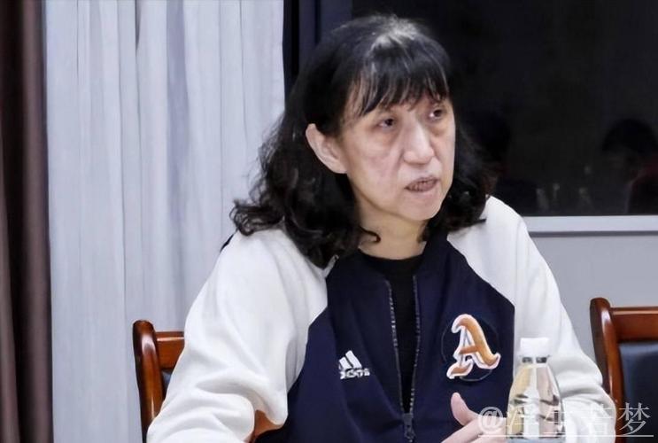 郎平发声官宣决定，重回女排执教？赖亚文赵勇引热议