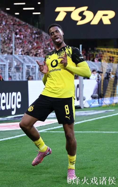 欧冠战报:多特蒙德与博德闪耀2-2握手言和,本菲卡2-0力克那不勒斯 欧冠战报:多特蒙德与博德闪耀2-2握手言和,本菲卡2-0力克那不勒斯