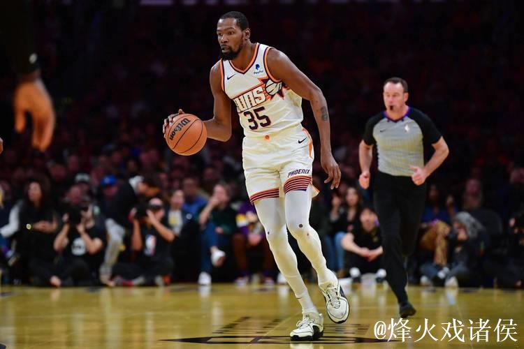 NBA新赛季前瞻：争冠格局混乱 詹杜库难现辉煌